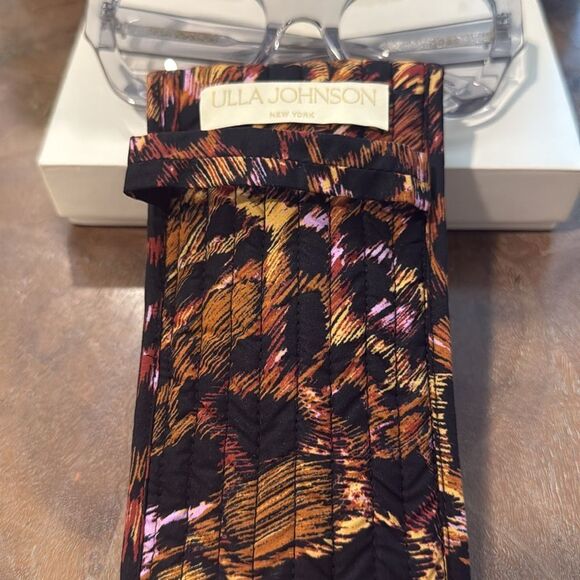 NIB ULLA JOHNSON Opal Sunglasses in Azure color - Picture 7 of 7